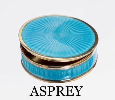 ASPREY Pillendose, London um 1916, 925er Silber verg., Grund guill. und blau emaill., Deckel strahlenförm. emaill., ASPREY war Hoflieferant an ...
