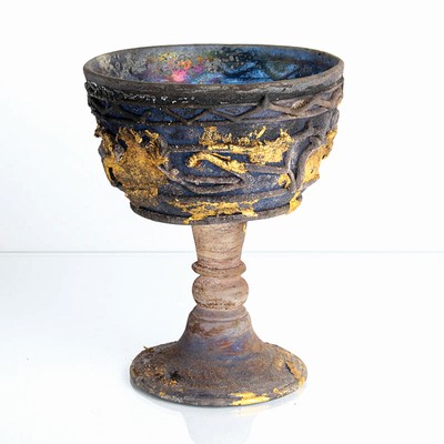 Zwei vetro a Scavo-Schalen bzw. Pokale, Ermanno Nason für Cenedese, Murano, 1963-72, Glas, antikisierende vetro a scavo-technik in grau und blau, H. ...