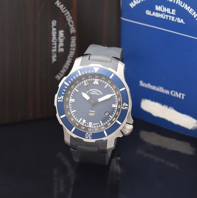 NAUTISCHE INSTRUMENTE MÜHLE GLASHÜTTE Herrenarmbanduhr Seebataillon GMT Referenz M1-28-60, Deutschland um 2010, Automatik, beids. vergl. Geh. in ...