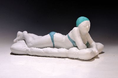 Christa Baumgärtel, geb. 1947 kaufbeuren, Porzellanplastik für Goebel, "Menorca", 1986, Porzellan, tlw. farbig glasiert, Ed. 11/12, ...