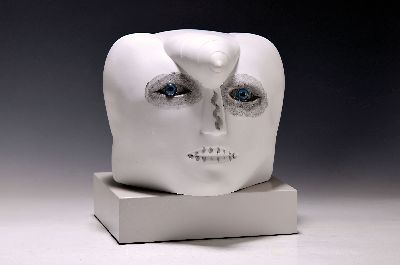 Joachim Schmettau, geb. 1937 Bad Doberan, Porzellanplastik für Goebel, "Kopf mit Glasaugen", Ed. 81/99, Biskuitporzellan, H. 22cm