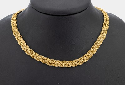14 kt Gold Collier, GG 585/000, 3-rhg. geflochten, B. ca. 0.7 cm, L. ca. 42.5 cm, Steckschließe mit 2 Sicherheitsachten, ca. 35.4 g