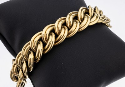 14 kt Gold Armband, GG 585/000, ineinander verschlungene ovale Glieder, B. ca. 1.5 cm, Kastenschloss mit Sicherheitsacht, ca. 35.8 g,L. ca. 19 cm, ...