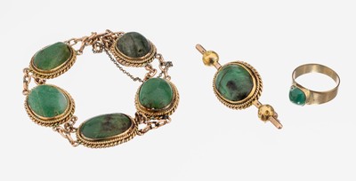 8 kt Gold Farbstein-Schmuckset, GG 333/000,best. aus: 1 Brosche, L. ca. 5.8 cm, und Armband, L. ca. 19 cm, Kastenschloss, jeweils mit ovalen ...