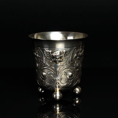 Kugelfußbecher, G. Hermeling, wohl Köln, um 1907, 800er-Silber, ca. 92g, Kartusche bez. "EB 1882-1907", umlaufend barockisierender Dekor, ...