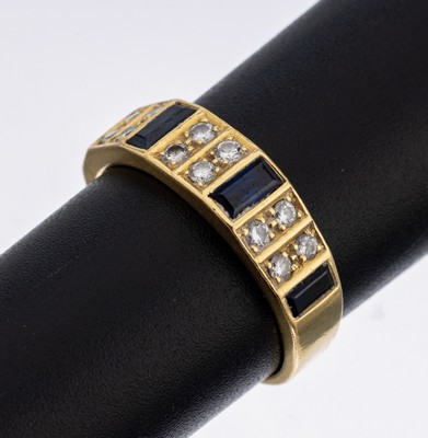18 kt Gold Saphir-Brillant-Ring, GG 750/000, 4 Saphir-Baguettes zus. ca. 0.30 ct, 12 Brillanten zus. ca. 0.32 ct Weiß/si, RW 57, ca. 4.6 g
