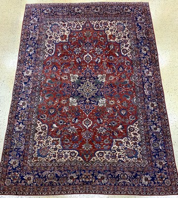 Antiker Esfahan, Persien, Anfang 20.Jhd, Wolle auf Baumwolle, ca. 447 x 317 cm, gereinigt, EHZ: 2, (ohne Fransen).