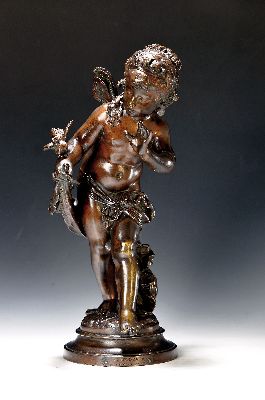 Nach Auguste Moreau (1834-1917), Bronzeskulptur "Le Messager", bräunlich patiniert, verspielte Darstellung, auf Sockel signiert, Plinthe ...