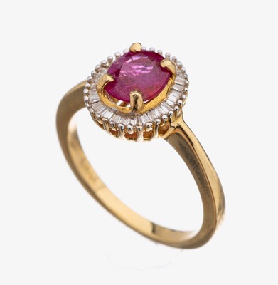 18 kt Gold Rubin-Diamant-Ring, GG 750/000, mittig erhaben gefasster ovalfacett. Rubin ca.1.16 ct, mit Gemological Consultancy Expertise, keine ...