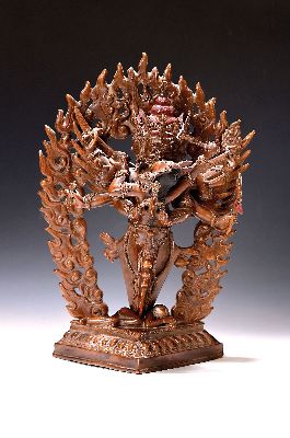 Dreigesichtiger Dharmaschützer Hayagriva, Nepal, 20.Jh., Kupferlegierung, Darstellung im yb-yum, 3-tlg., Boden geschlossen, H. 33,5 cm