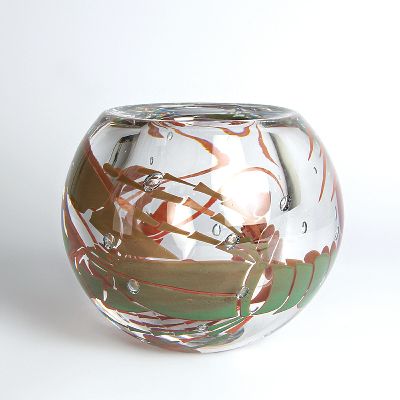 Kugelvase "Lobster", Hanne Dreutler & Arthur Zirnsack, Studio Arhus, Schweden, 1989, dickwandiges farbloses Glas, eingeschmolzene ...