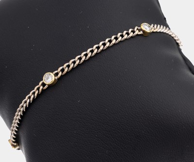 14 kt Gold Brillant-Armband, WG 585/000, 4 Brillanten zus. ca. 0.40 ct Weiß/si, total ca. 4.6 g, L. ca. 19 cm, Karabiner- schließe, neue Rhod. ...