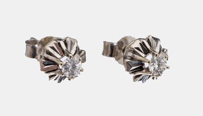 Paar 14 kt Gold Brillant-Ohrstecker, WG 585/000, 2 Brillanten zus. ca. 0.30 ct Weiß/si, ca. 2.2 g
