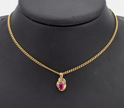 14 kt Gold Rubin-Diamant-Anhänger, GG 585/000, kl. ovalfacett. Rubin, kl. 8/8 -Diamant, an Kette, GG 585/000, L. ca. 50 cm, Federringschließe, ca. ...