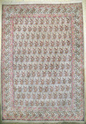 Ghom alt, Persien, Anfang 20.Jhd, Wolle aufBaumwolle, ca. 385 x 275 cm, Reinigungsbedürftig, EHZ: 2
