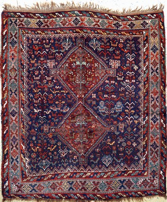 Khamseh alt, Persien, Anfang 20.Jhd, Wolle auf Wolle, ca. 185 x 160 cm, Mottenfraß, EHZ: 3
