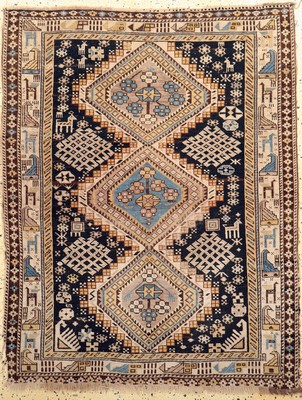 Schirwan antik, Kaukasus, 19.Jhd, Wolle aufWolle, ca. 145 x 115 cm, EHZ: 4