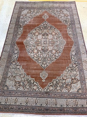 Täbriz"Hadji-Jalili"antik, Persien, um 1900, Wolle auf Baumwolle, ca. 565 x 345 cm, verkürzt, EHZ: 3