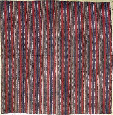 Djajim"Nomaden-Decke", Persien, Anfang 20.Jhd, Wolle auf Wolle, ca. 240 x 240 cm, Reinigungsbedürftig, EHZ: 2(8 Bahnig).