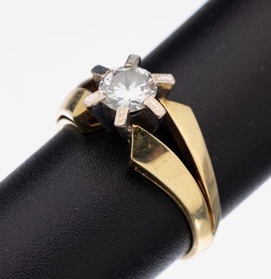 14 kt Gold Brillant-Ring, GG/WG 585/000, Brillant ca. 0.50 ct Weiß/vs, RW 50, ca. 3.8 g