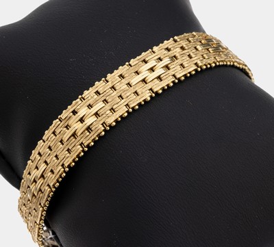 14 kt Gold Armband, GG 585/000, part. strukt., B. ca. 1.1 cm, L. ca. 18.8 cm, Kastenschloss mit 2 Sicherheitsachten, ca. 34.3 g