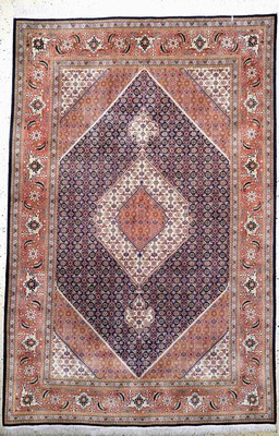 Täbriz fein(40 Raj), Persien, Anfang 20.Jhd, Korkwolle auf Baumwolle, ca. 305 x 200cm, EHZ: 2