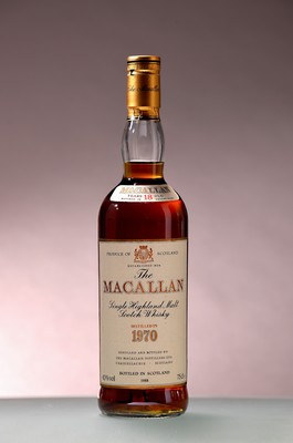 1 Fl. 1970 Macallan Single Highland Malt, Scotch Whisky, abgefüllt 1988, 43% vol, 75cl, l. Schwund, nicht verkostet, Umverpackung mit l. ...