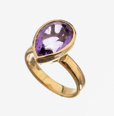 18 kt Gold Amethyst-Ring, GG 750/000, qualitätvolle Verarbeitung, facett. Amethysttropfen, sollte nachgefasst werden, RW55, ca. 8.4 g