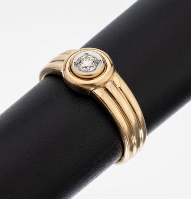 14 kt Gold Brillant-Ring, GG 585/000, Ringschultern gerillt, Brillant ca. 0.20 ct get.Weiß/vs, RW 60, ca. 5.7 g