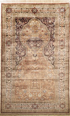 Kayseri Flosch, Türkei, Mitte 20.Jhd, merzerisierte Baumwolle, ca. 200 x 126 cm, EHZ: 1-2