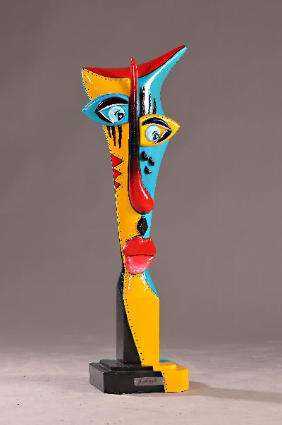 Gustav Armbrust, geb. 1951 Schwetzingen, Ohne Titel, Skulptur aus Holz und Metall, gespachtelt und bunt gefaßt, sign., H. ca. 93cm