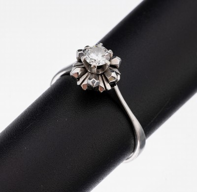 18 kt Gold Brillant-Ring, WG 750/000, Brillant ca. 0.30 ct Weiß/si, RW 62, ca. 3.7 g