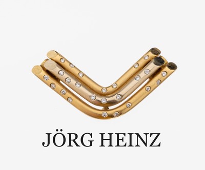 Ausgefallene 18 kt Gold JÖRG HEINZ Brillant- Schließe, GG/WG 750/000, 3 V-Förmige Rohre sat., bes. mit 25 Brillanten zus. ca. 0.22 ct feines ...
