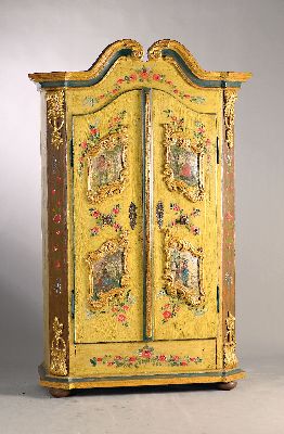 Irschenberger Barockschrank, 19.Jh., zweitürig, Holz gefaßt, Fassung z.T. erneuert, feine Malerei mit Bauern-Szenerie, aufgelegte Schnitzereien aus ...