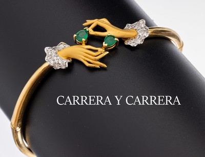 18 kt Gold CARRERA Y CARRERA Smaragd-Brillant-Armreif, GG/WG 750/000, 2 sat. Hände, 2 facett. Smaragd-Tropfen zus. ca. 0.35 ct, 42 in WG gefasste ...
