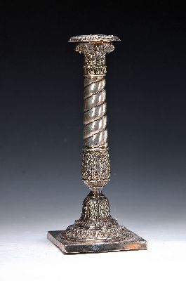 Berliner Leuchter des Spätklassizismus, Johann Georg Wilhelm Heinicke (1816-1855), 1.Hälfte 19.Jh., Tremolierstrich, Beschauzeichen Berliner Bär, ...