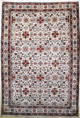 Ghom Kork alt, Persien, Mitte 20.Jhd, Korkwolle auf Baumwolle, ca. 328 x 226 cm, EHZ: 2(fleckig)