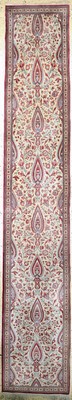 Ghom Kork, Persien, Mitte 20.Jhd, Korkwolleauf Baumwolle, ca. 423 x 71 cm, Reinigungsbedürftig, EHZ: 2