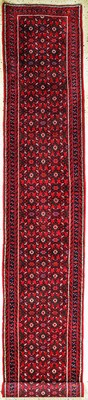 Hosseinabad, Persien, Ende 20.Jhd, Wolle auf Baumwolle, ca. 514 x 87 cm, nahezu neuwertig.