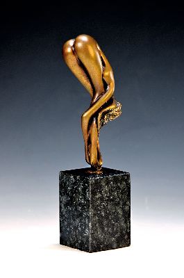Bruno Bruni, geb. 1935 Gradara Italien, Mignon, Bronzeskulptur, signiert und num. 2728/5000, H. ca. 9 cm