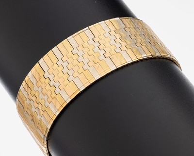 14 kt Gold Armband, GG/WG/RG 585/000, sat.,B. ca. 21 mm, L. ca. 19.2 cm, Kastenschloss mit Sicherheitsacht, floral grav., Sicherheitskettchen fehlt, ...