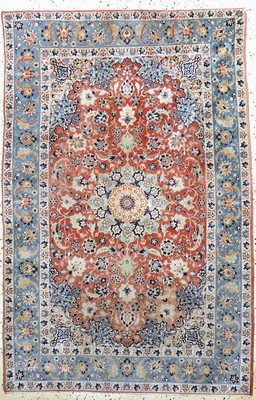 Esfahan fein, Persien, Mitte 20.Jhd, Korkwolle auf Seide, ca. 170 x 112 cm, Reinigungsbedürftig, EHZ: 2-3