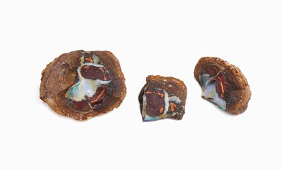 Lot 3 lose Opale mit Muttergestein, ca. 640 g,ausgefallen, selten im Angebot