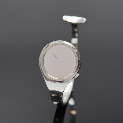 GEORG JENSEN Designerarmbanduhr, um 1970, quarz, Edelstahl, Model Nr. 336, flaches Design, verspiegeltes Zifferblatt, Entwurf v. Vivianna Torun ...