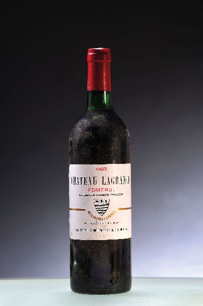 1 Flasche 1985 Chateau Lagrange, Pomerol, ca. 750ml, 12,2%Vol., top shoulder