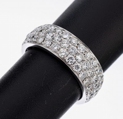 14 kt Gold Brillant-Ring, WG 585/000, Brillanten zus. ca. 3.22 ct (grav.) feines Weiß-l.get.Weiß/vs-si, RW 55, ca. 4.6 g