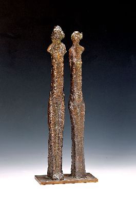 Unbekannter Bildhauer, Bronzefigur, 2. Hälfte 20. Jh., stehendes Paar auf rechteckigem Sockel, patiniert, unsigniert, 35 x 13 x 7.5 cm