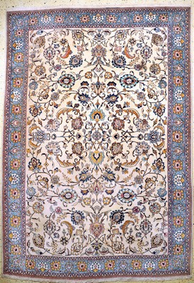 Ghom alt, Persien, Mitte 20.Jhd, Wolle mit Seide, ca. 330 x 230 cm, Reinigungsbedürftig, EHZ: 2-3