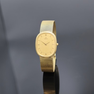OMEGA Herrenarmbanduhr in GG 750/000 Referenz 395.995.BA, quarz, Schweiz 1980er Jahre, ovales, 2-teil. Geh. inkl. Milanaiseband, Boden 4-fach ...