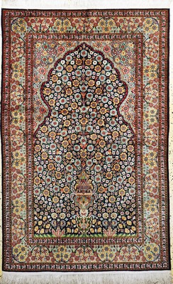 Lahor fein, Pakistan, Mitte 20.Jhd, Korkwolle mit Seide, ca. 193 x 122 cm, EHZ: 2
